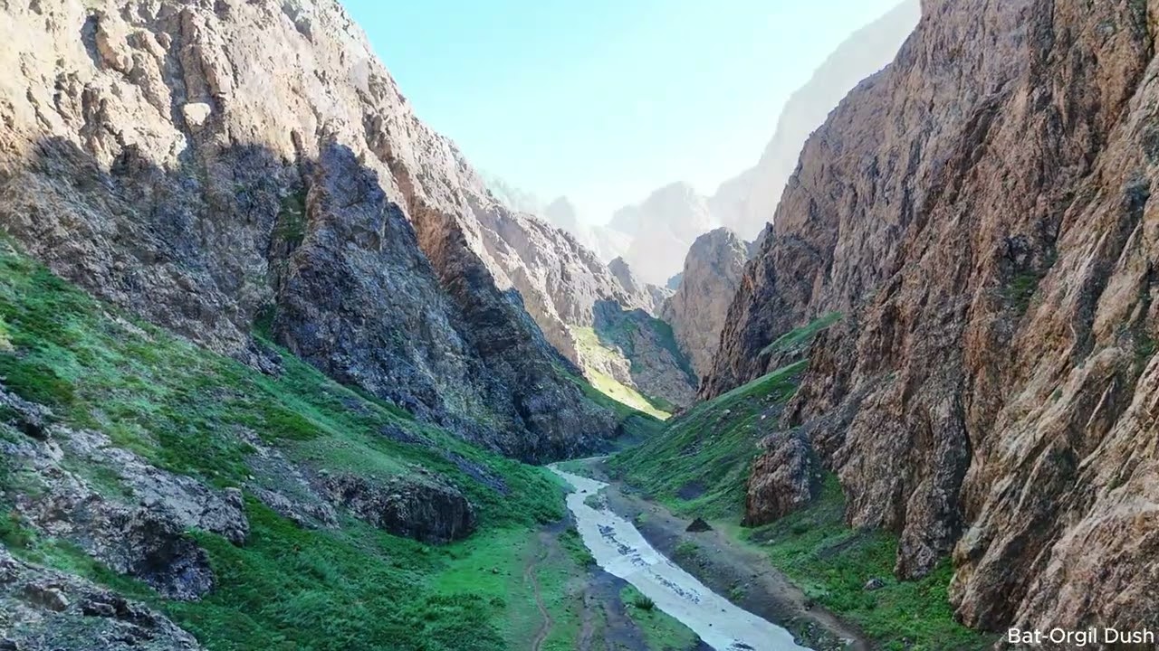 Tsagaan suvraga → Yolin Am (Eagle Valley)